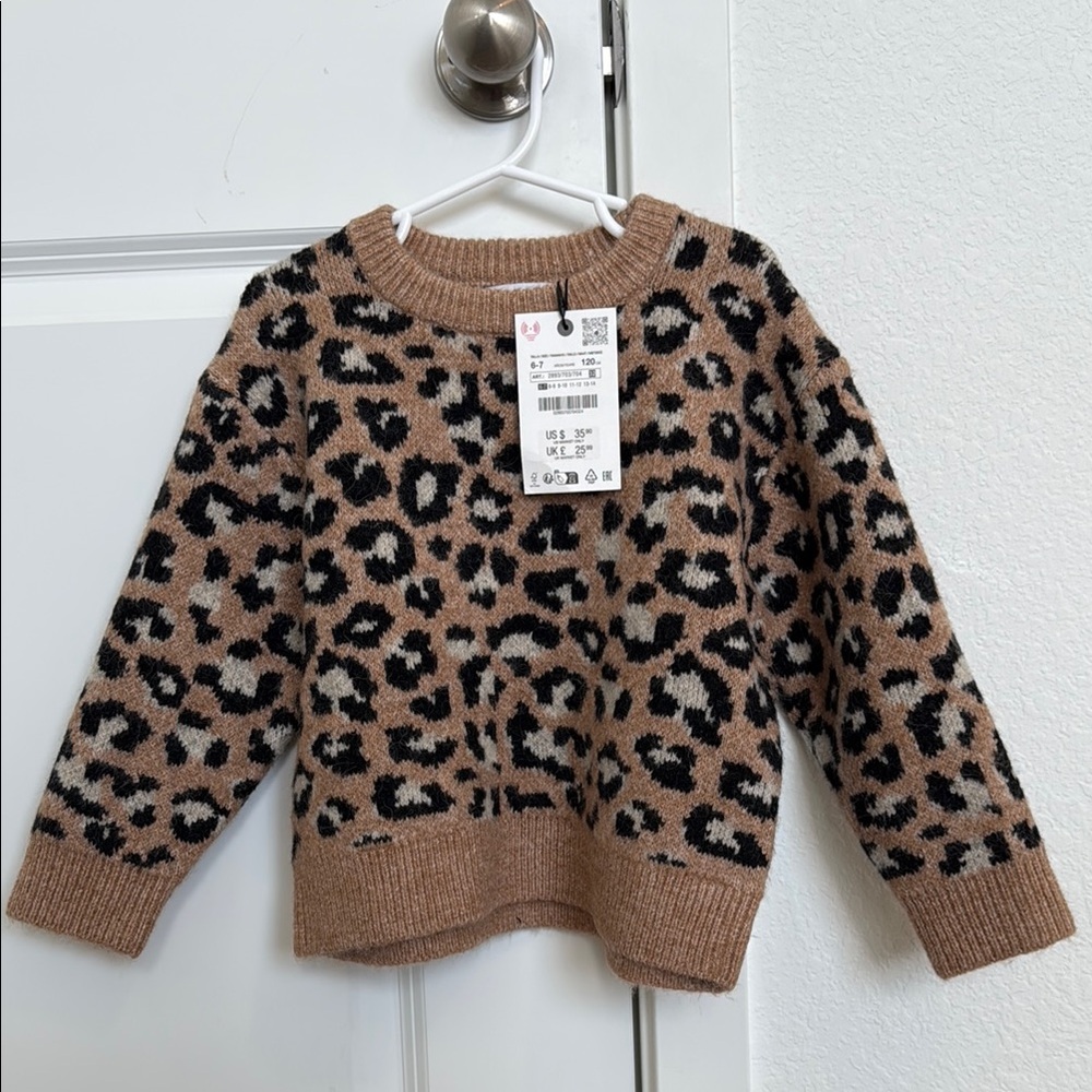 ZARA- NWT- Leopard Print Sweater- 6/7yr